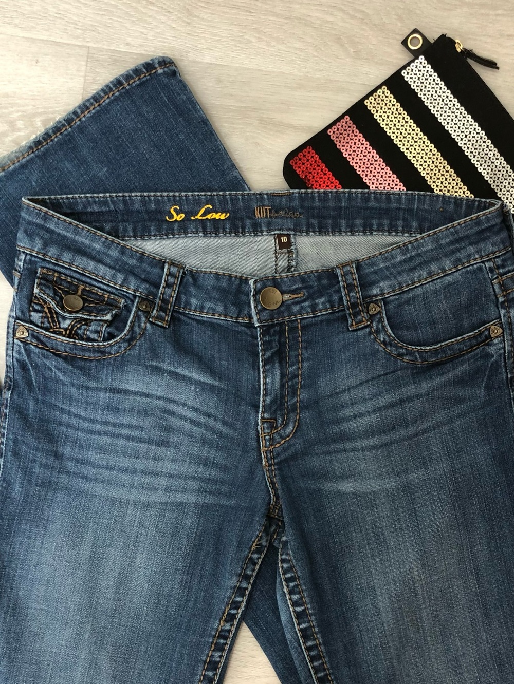 Kut From The Kloth Embroidered Pockets So Low Bootcut Jeans Size 10